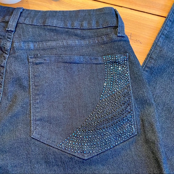 NYDJ Jeans slim jeans 32 inch inseam with bling back pockets! - Picture 4 of 13